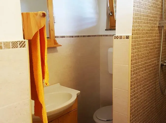 Lili I Apartamento Baška