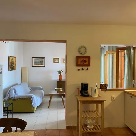 Lili I * Baška